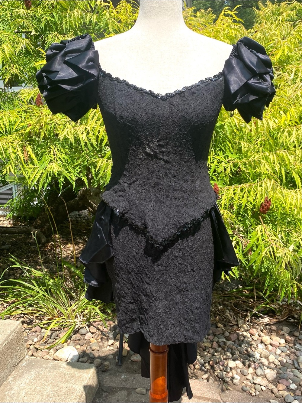 Vintage 90’s Steppin’ Out Black Lace Peplum HI Low formal dress size small